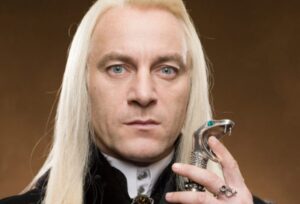einerd-LuciusMalfoy-890x606-1-300x204 User